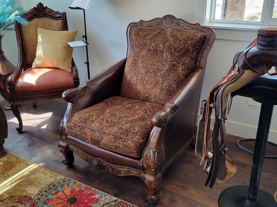 High-End "Paul Robert" Buckley Chair
