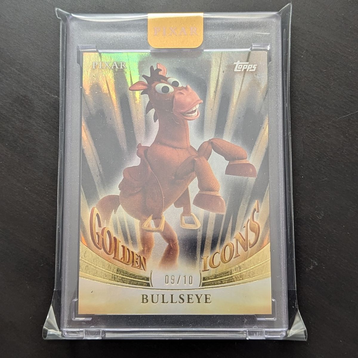 2025 Topps Pixar Gold Golden Icons Bullseye Black 9/10