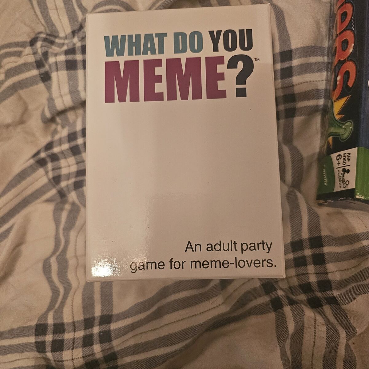 What do you Meme? Board game