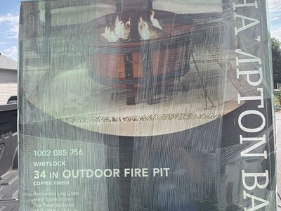 Outdoor fire pit