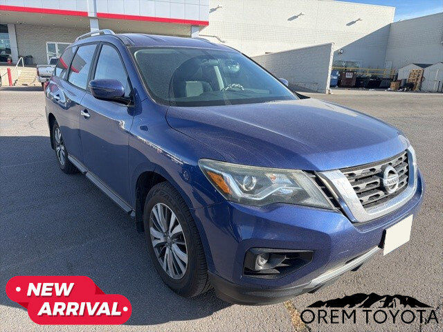 2017 Nissan Pathfinder S