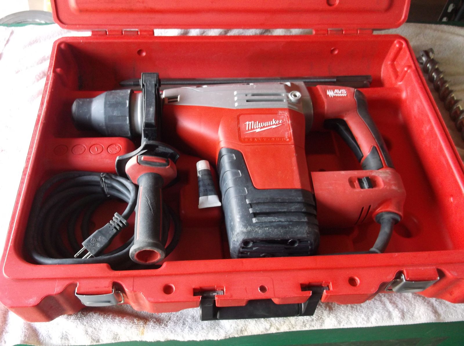 Milwaukee 1-3/4 " Corded Hammer Drill Model 5426-21