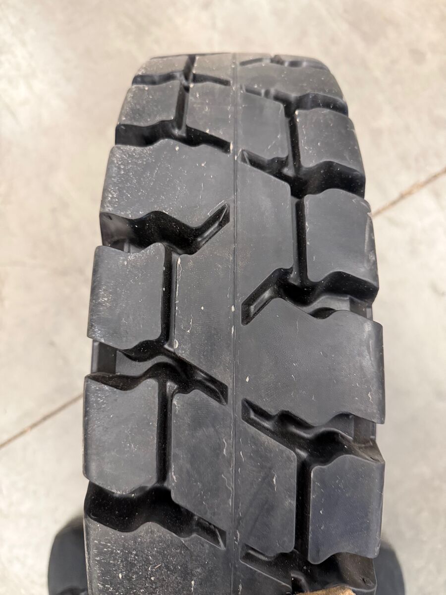 7.0-12 Continental SC18