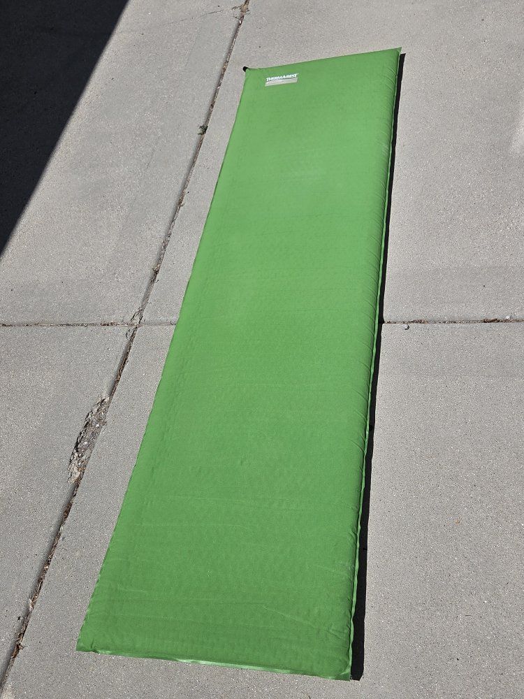 Thermarest Trail Lite sleeping pad