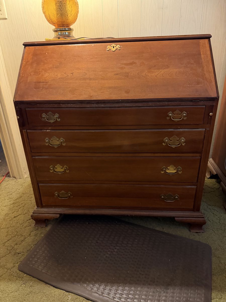 Main image 4