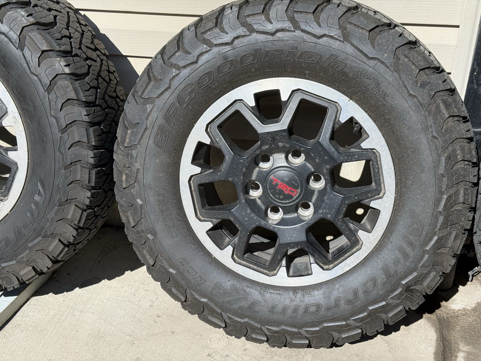 4th gen Tacoma wheels w/BFG KO3 tires 