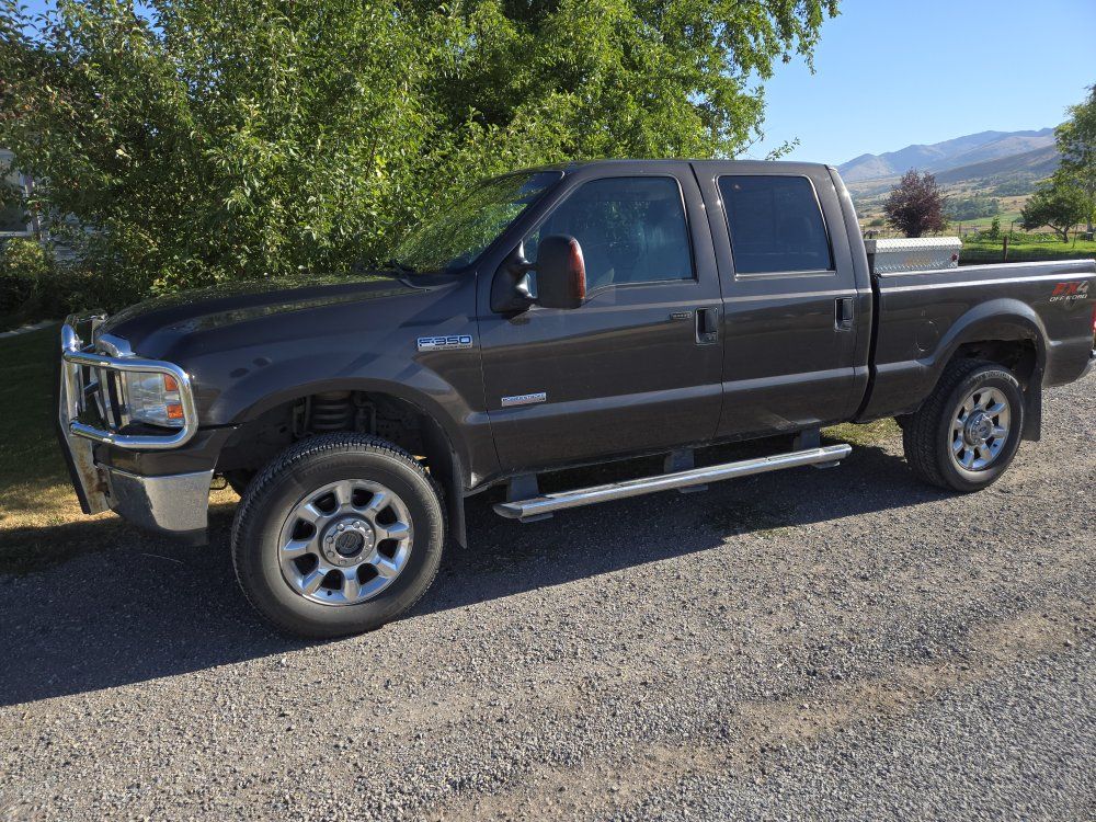 2006 FORD F350 SUPER DUTY XLT