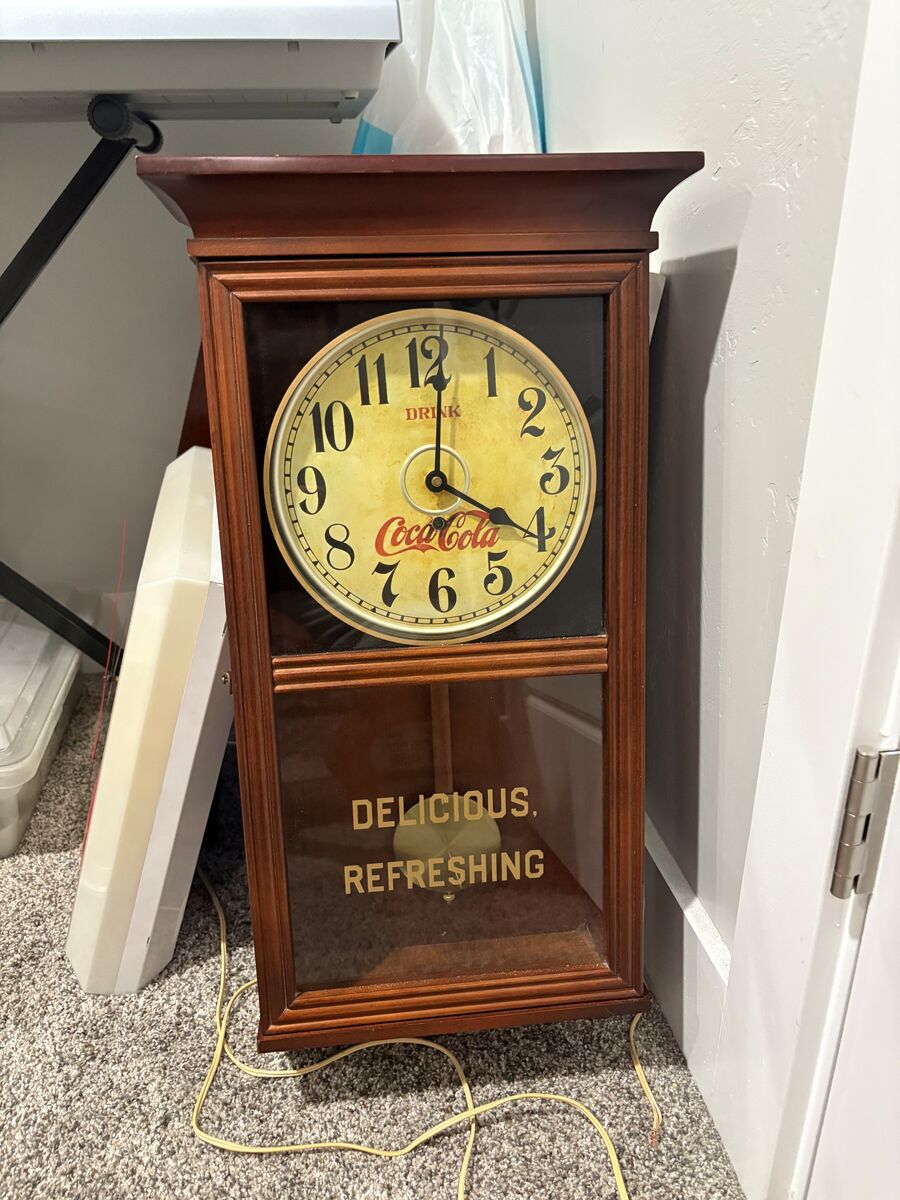 Vintage 1970's Coke / Coca-Cola pendulum clock