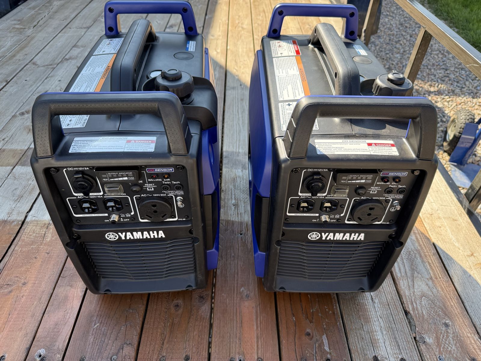 2 Yamaha EF 2200 IS Generators