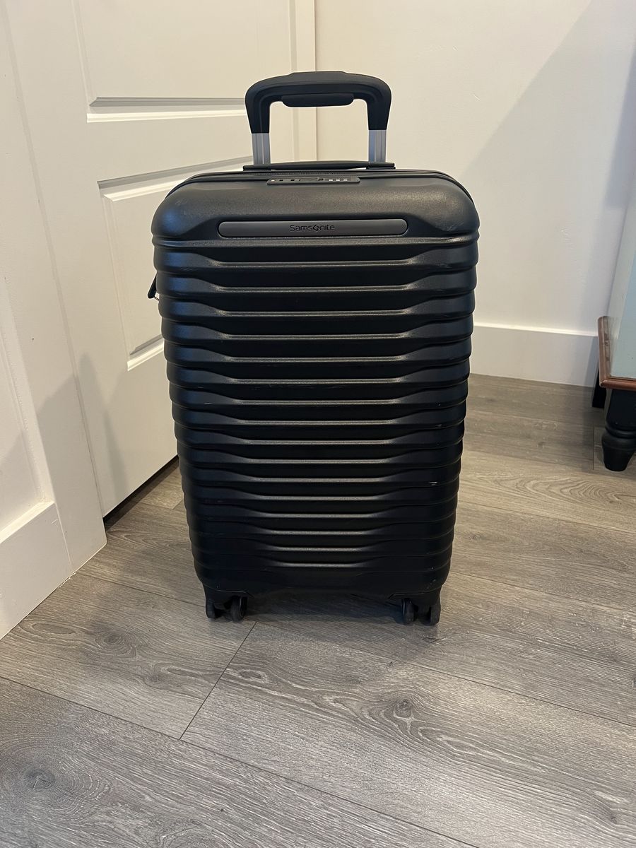 Samsonite Hardside Carry-On Spinner Suitcase – Compact