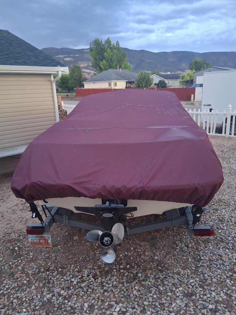 Main image 3