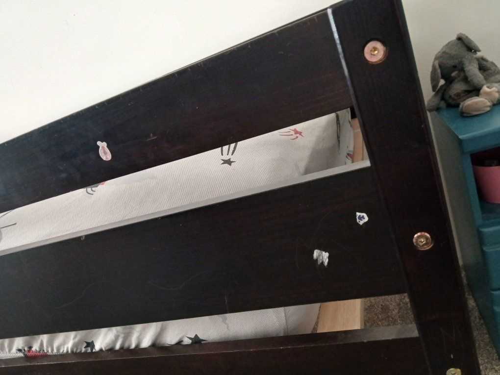 Main image 7
