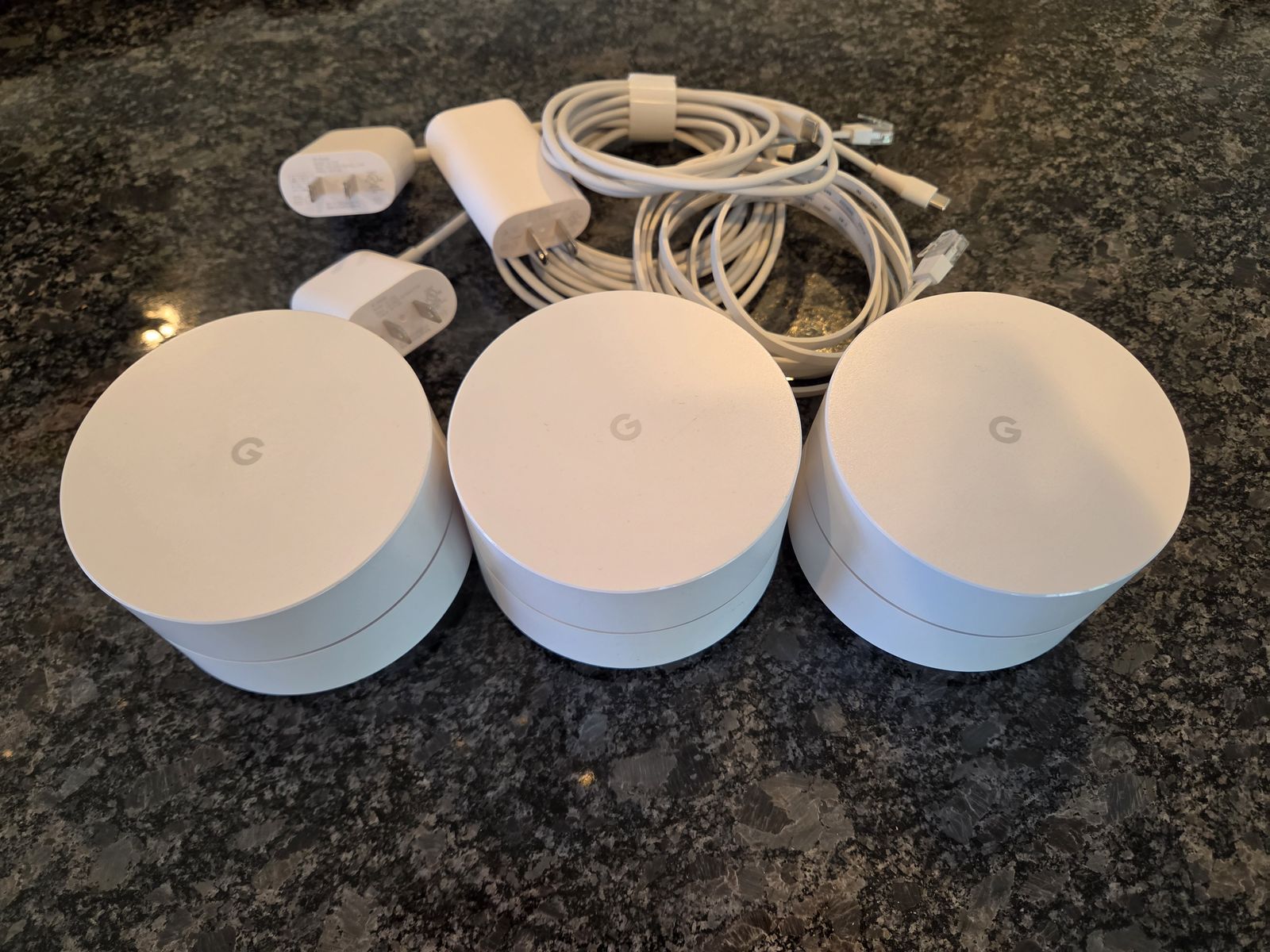 Google Mesh Wifi Router and 2 Access Points