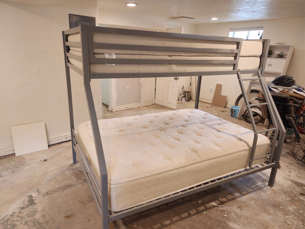 Twin Over Full Metal Bunk Bed