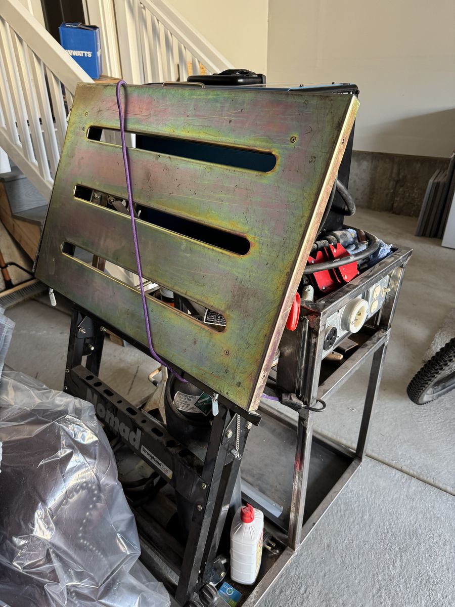 Main image 6