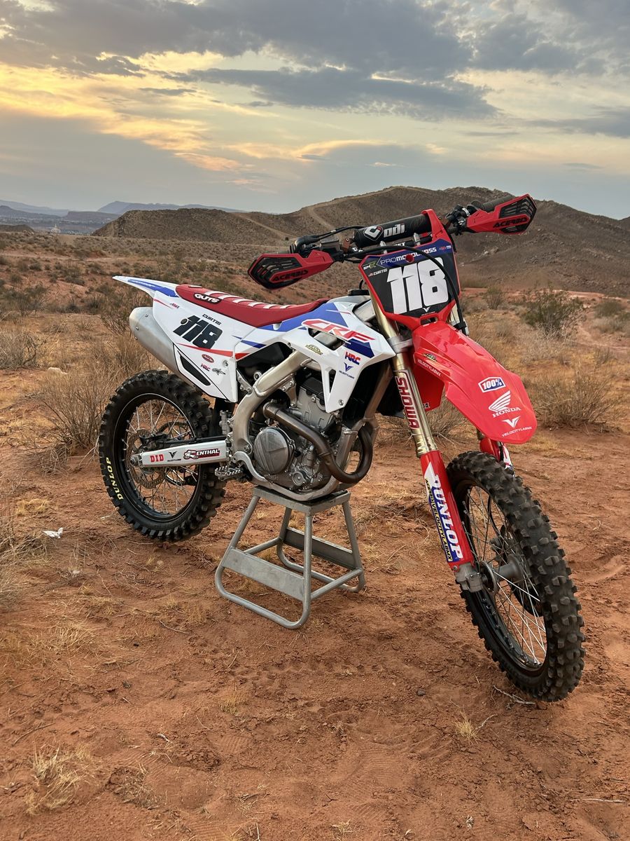 Honda 2022 CRF250r 