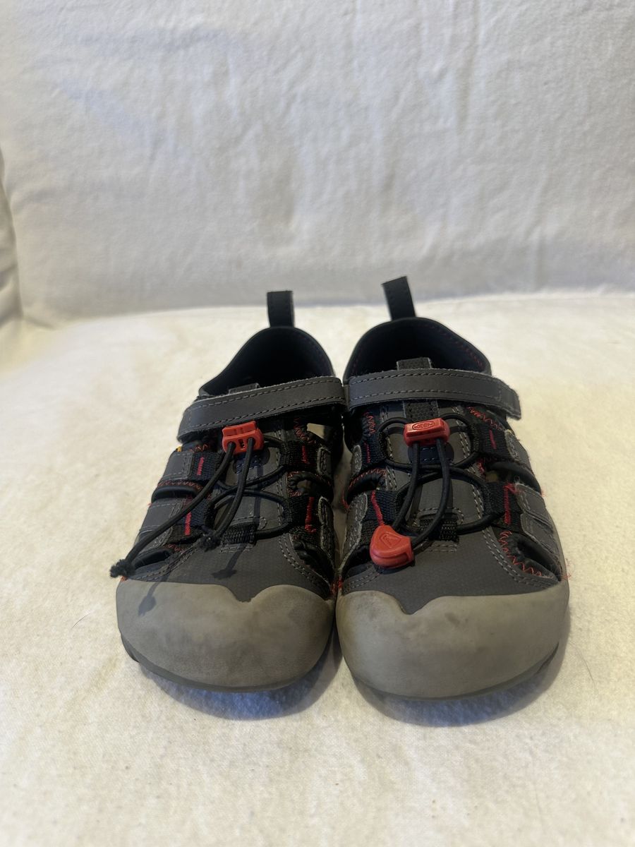 Keen Toddler Size 13 Black/Gray, Hiking Sandals