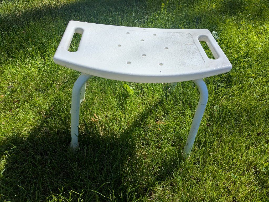 Shower chair/stool