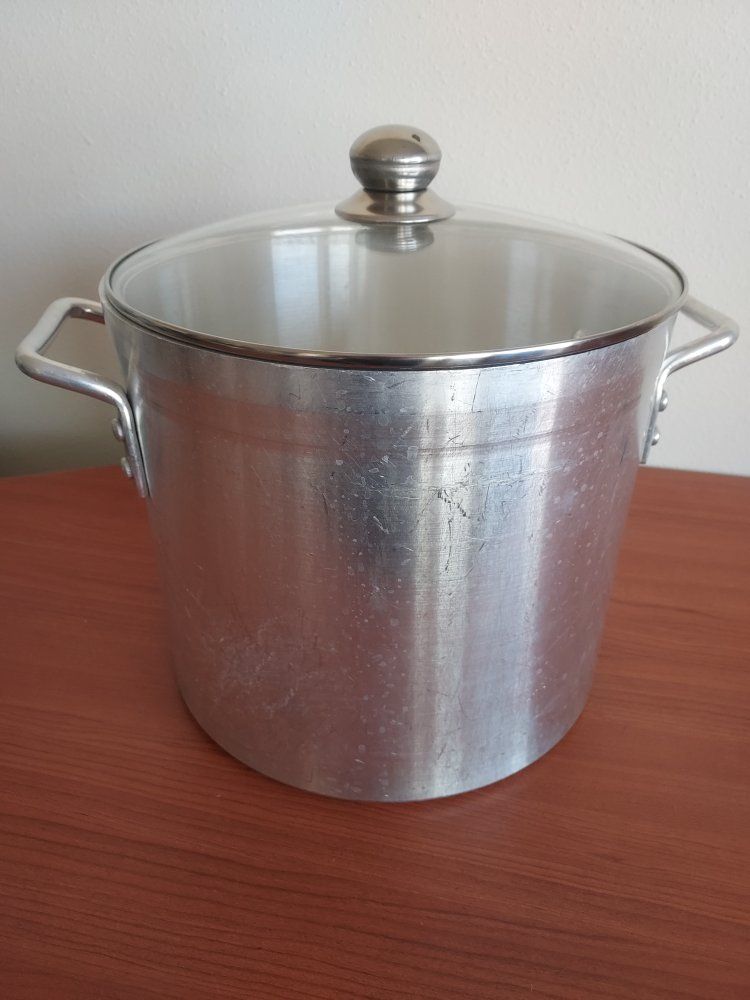 Winco AXS‑20 Aluminum Stock Pot – 20qt – Used, No Dents, Glass Lid