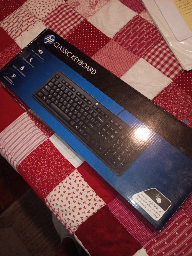 HP Classic Keyboard - Black Wired Keyboard New in Box