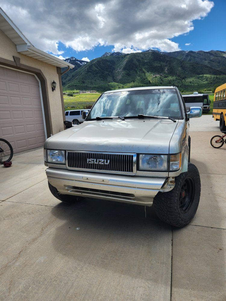 1993 Isuzu Trooper 