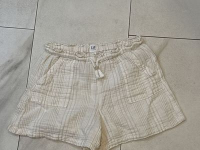 Gap Size 10 Pull On Shorts