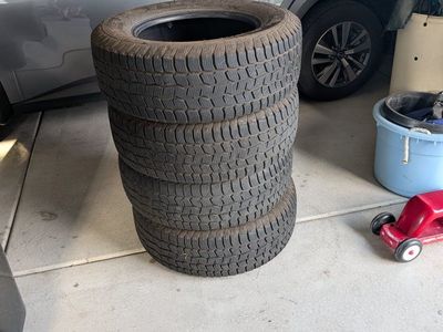 Cooper Discoverer Snow Claw Winter Tires - Set of 4 (275/65R18)