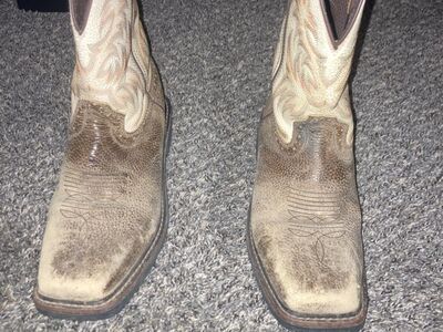 Justin Cowboy Boots Size 9ee