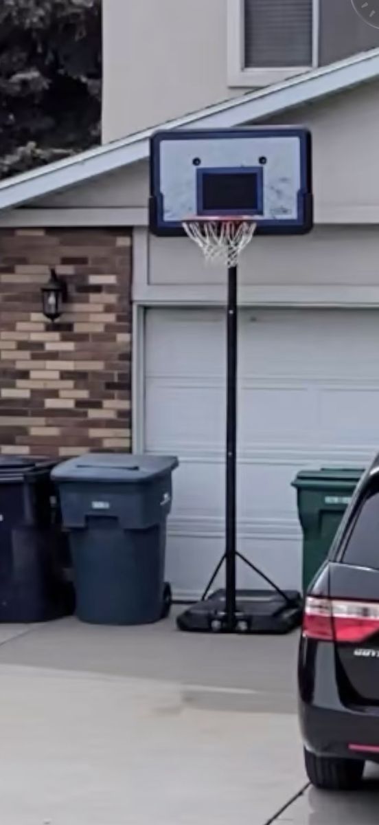 Free Basketball Hoop