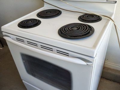 Maytag Electric range