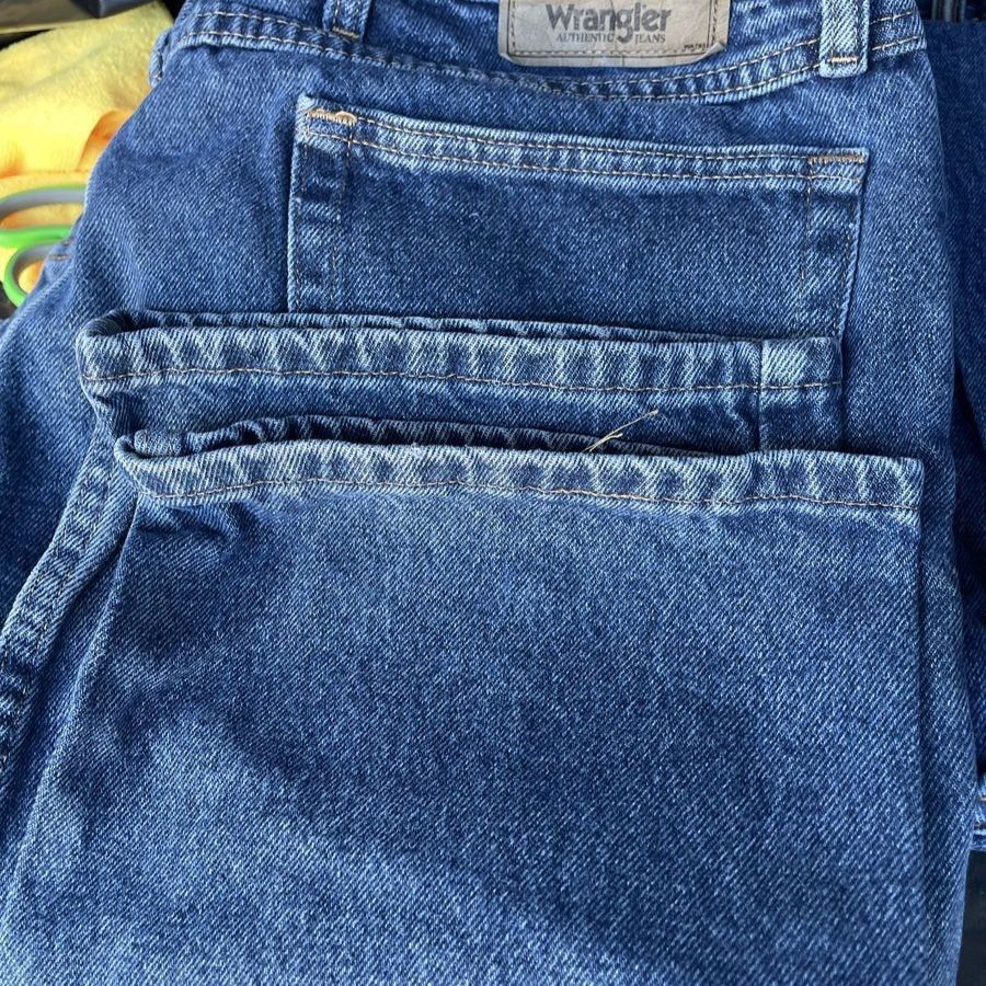 Men’s Wrangler Relaxed Fit Denim 38 x 29