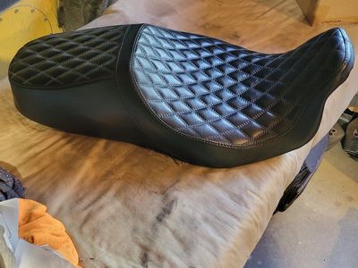Harley Touring seat