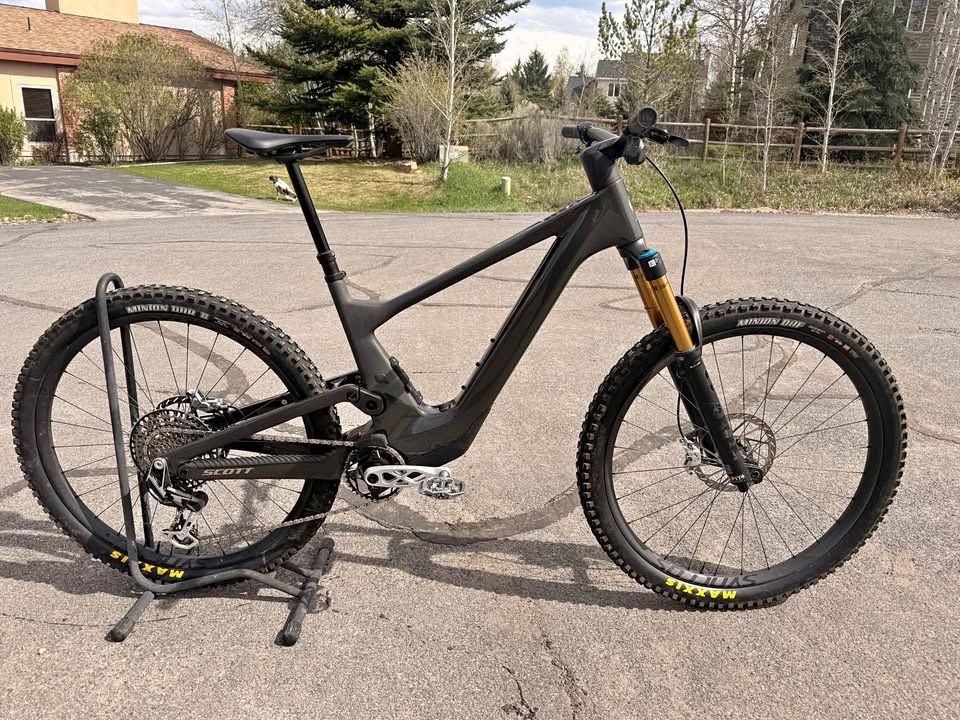 2024 Scott Voltage eRIDE 900 SL Tuned Full Suspension Electric Mountain Bike. E-bike EMTB