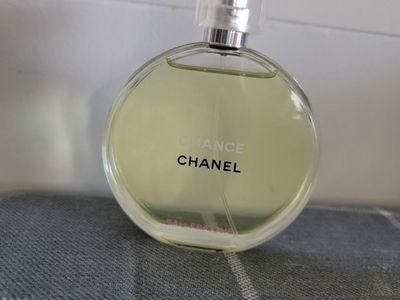 Chanel perfume