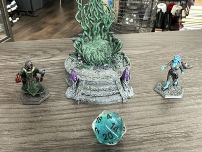 D&D miniature Throne