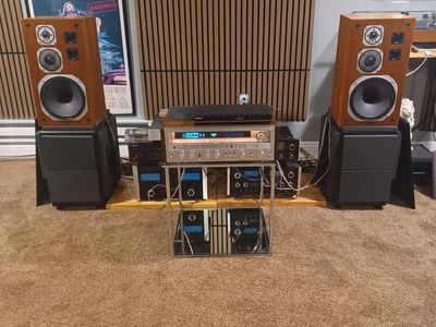 Yamaha NS-670 speakers