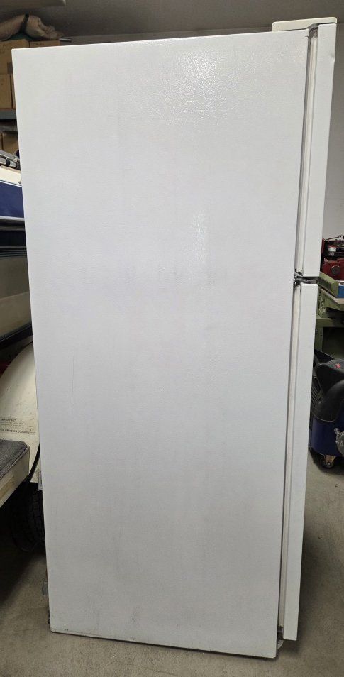 Maytag M1TXEMMWW03 Top Freezer Refrigerator - White, 21 TF A, Mfg. 06/10