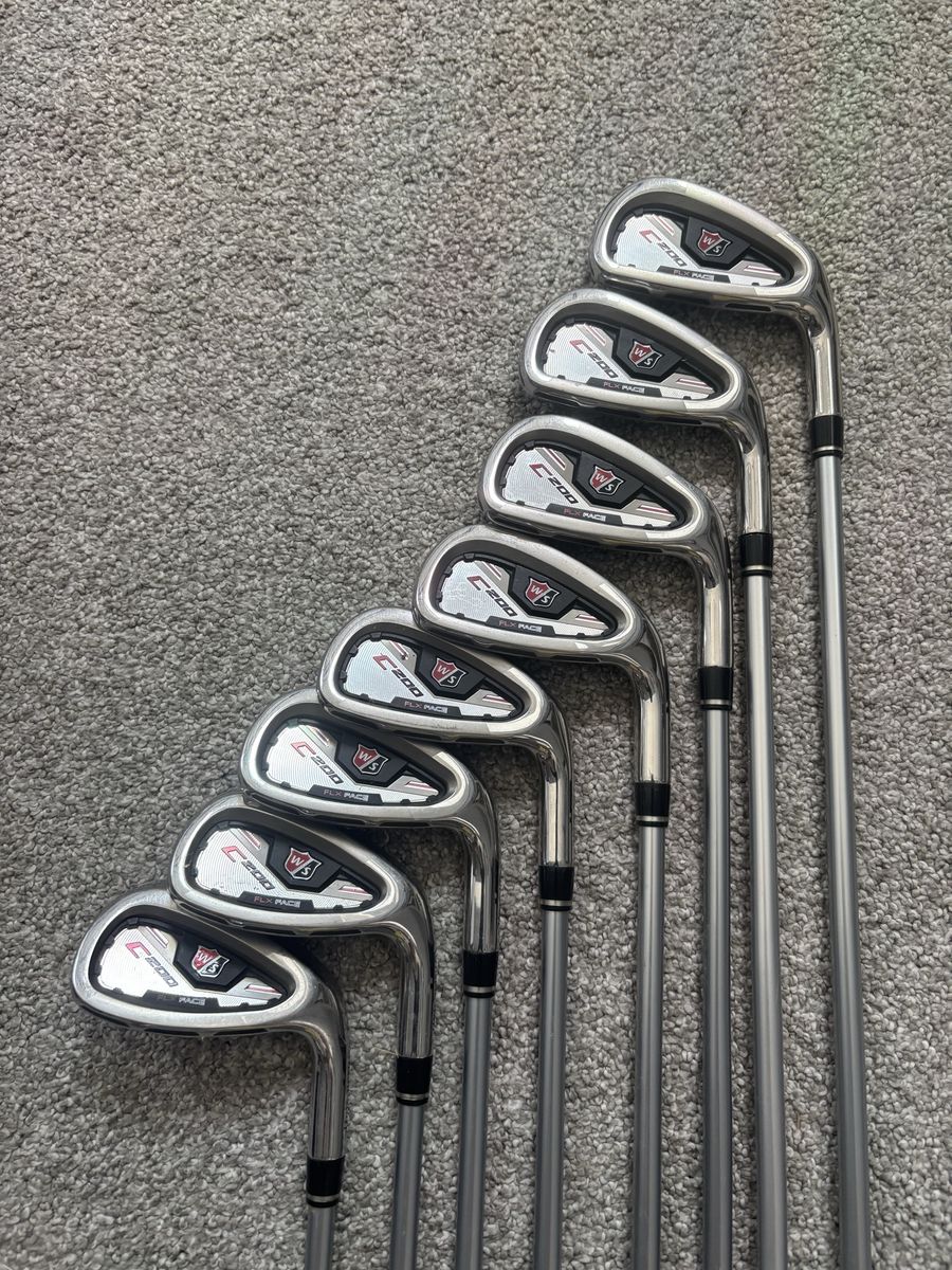 Wilson C200 RH Iron Set