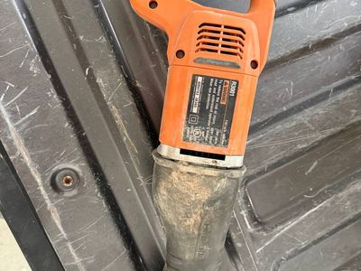 RIDGID R3001 corded reciprocating saw