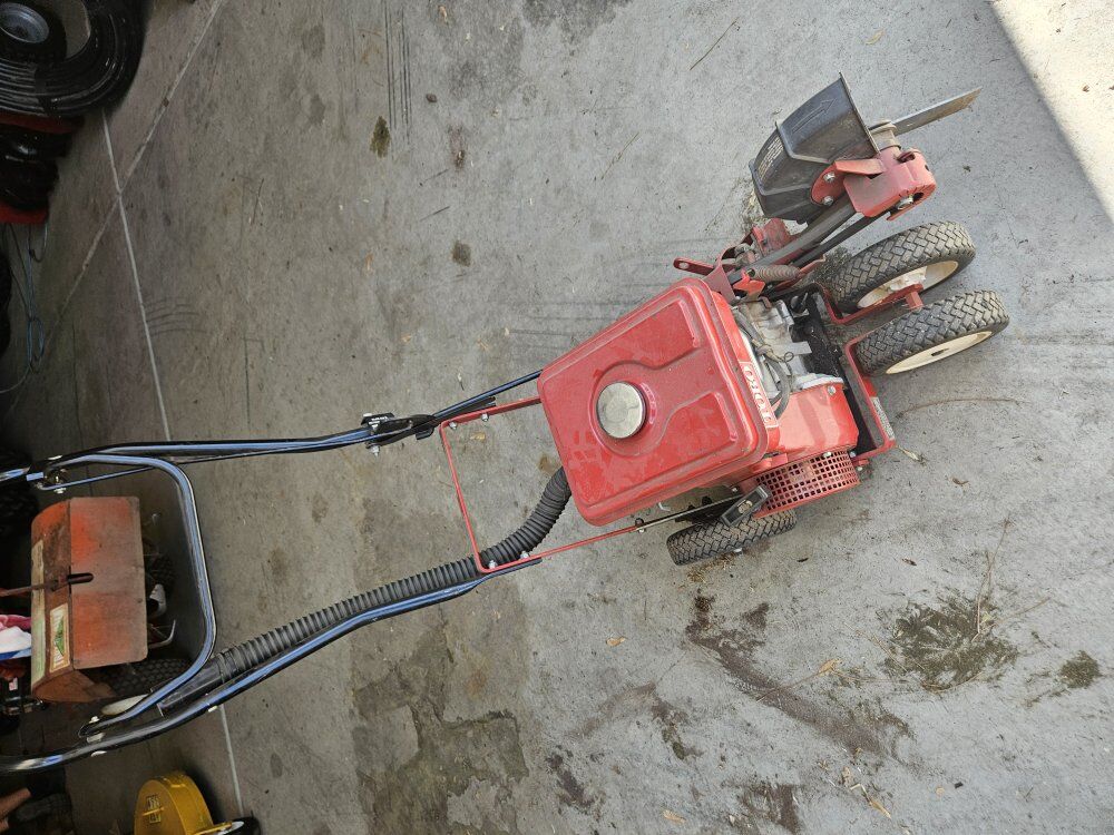 Toro blade edger