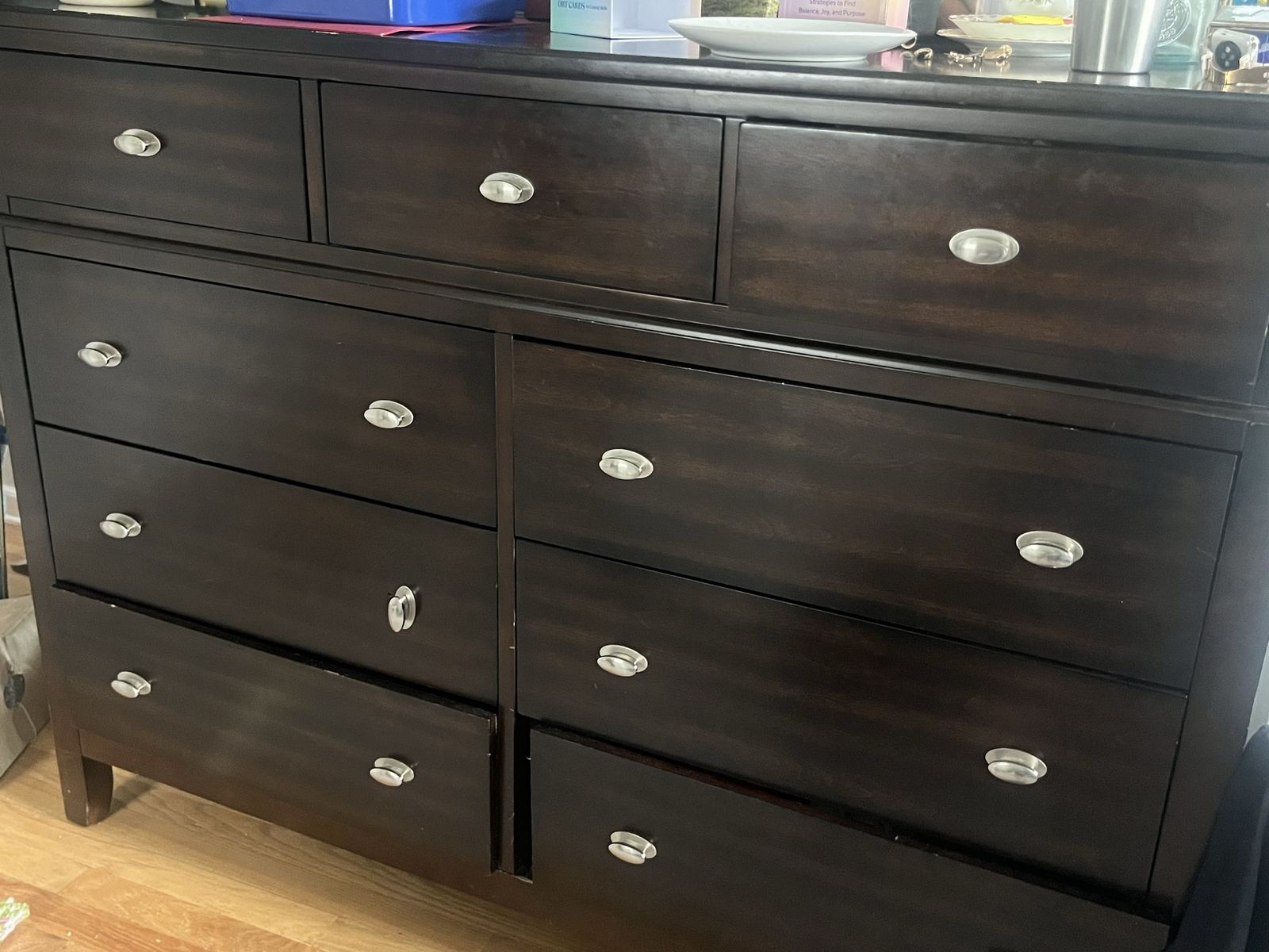 9 drawer dresser