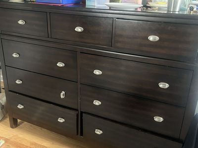 9 drawer dresser