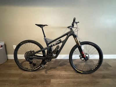 Yeti SB150
