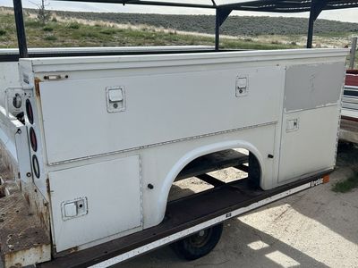 Service bed / service box