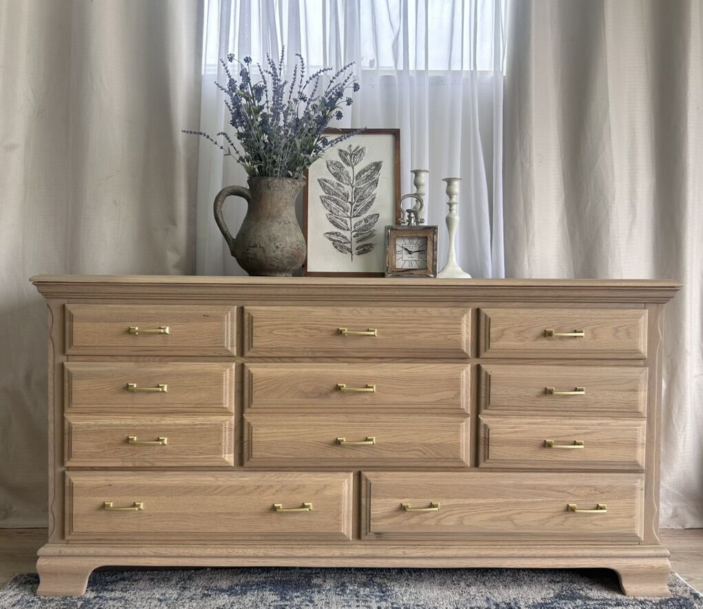 Large Solid Oak 9 Drawer Dresser