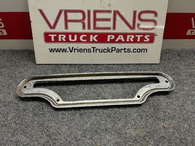 68239 DASH INSTRUMENT BEZEL COVER
