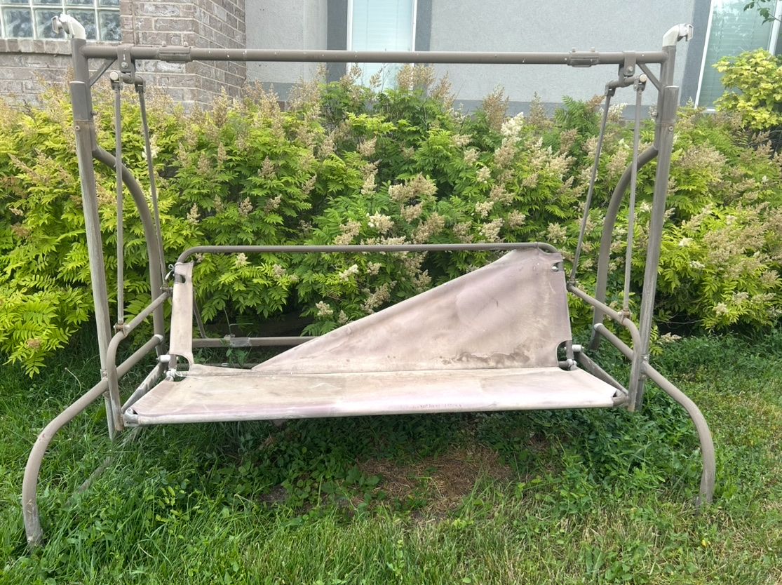 Three persons swing