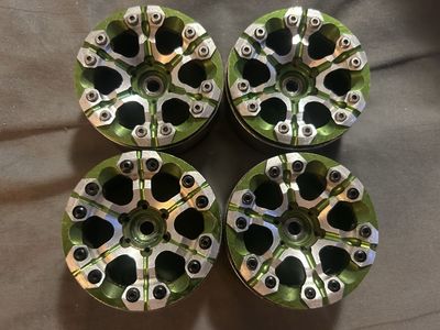 1.9” aluminum Beadlocks