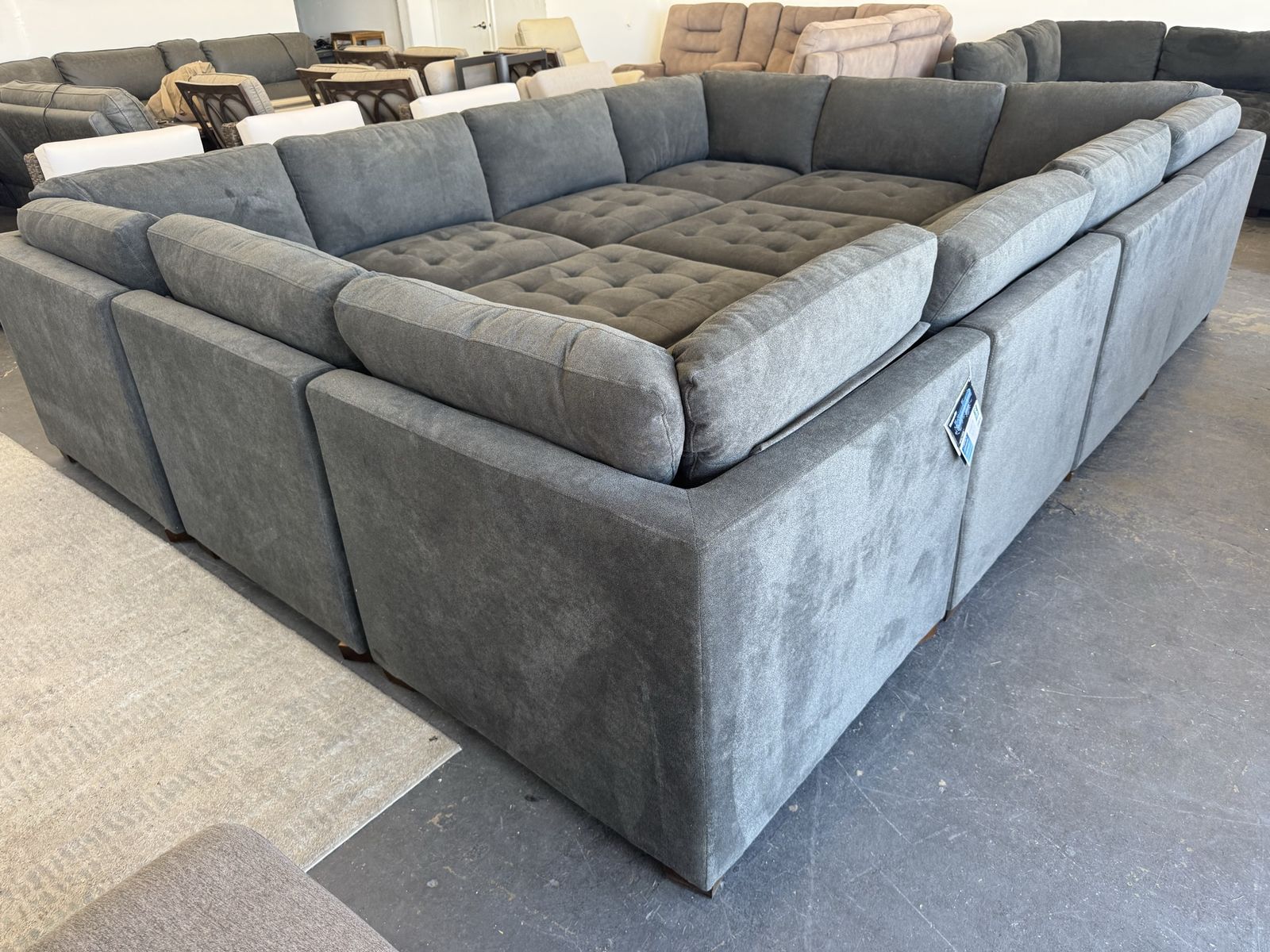 HUGE GRAY COSTCO TISDALE MODULAR SECTIONAL SOFA COUCH