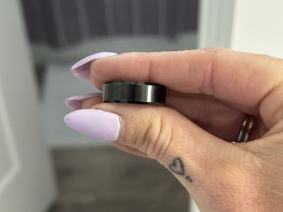 Men’s size 10 tungsten wedding ring